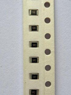 Резистор SMD 0805 3 Om &plusmn;5% (РЗ0012) РЗ0012 фото