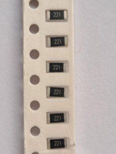 Резистор SMD 1206 220 Om &plusmn;5% РЗ0237 фото