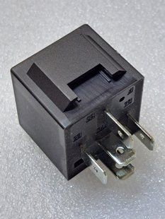 Реле 24V 40A 5pin (1 open 1close) YCL-24V-C JD2914 (РЛ0129) РЛ0129 фото
